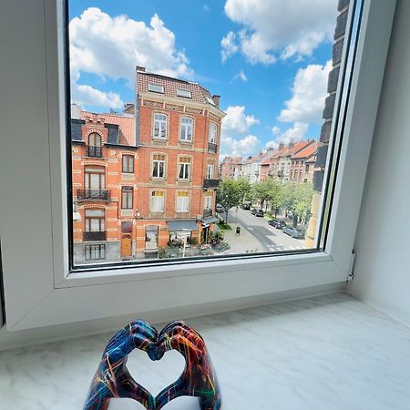 Renove Et Radieux A Bruxelles ภายนอก รูปภาพ